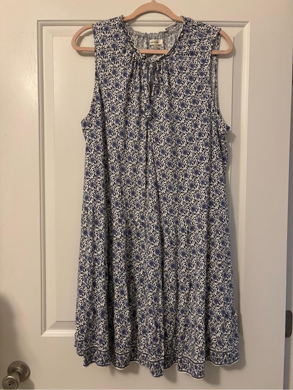 Max Studio Sleeveless Blue Floral Swing Dress